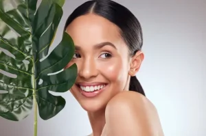 The Secret to Glowing Skin with Natural Ingredients